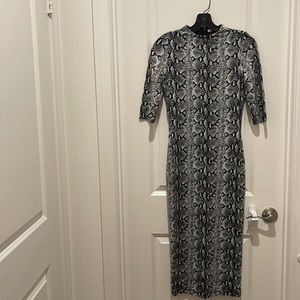 Alice + Olivia Fitted Dress